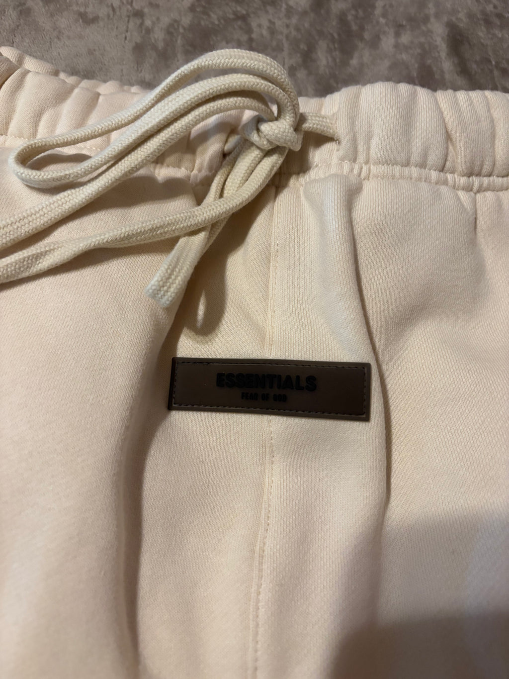 NEW Fear of God Essentials Eggshell Shorts Size Medium