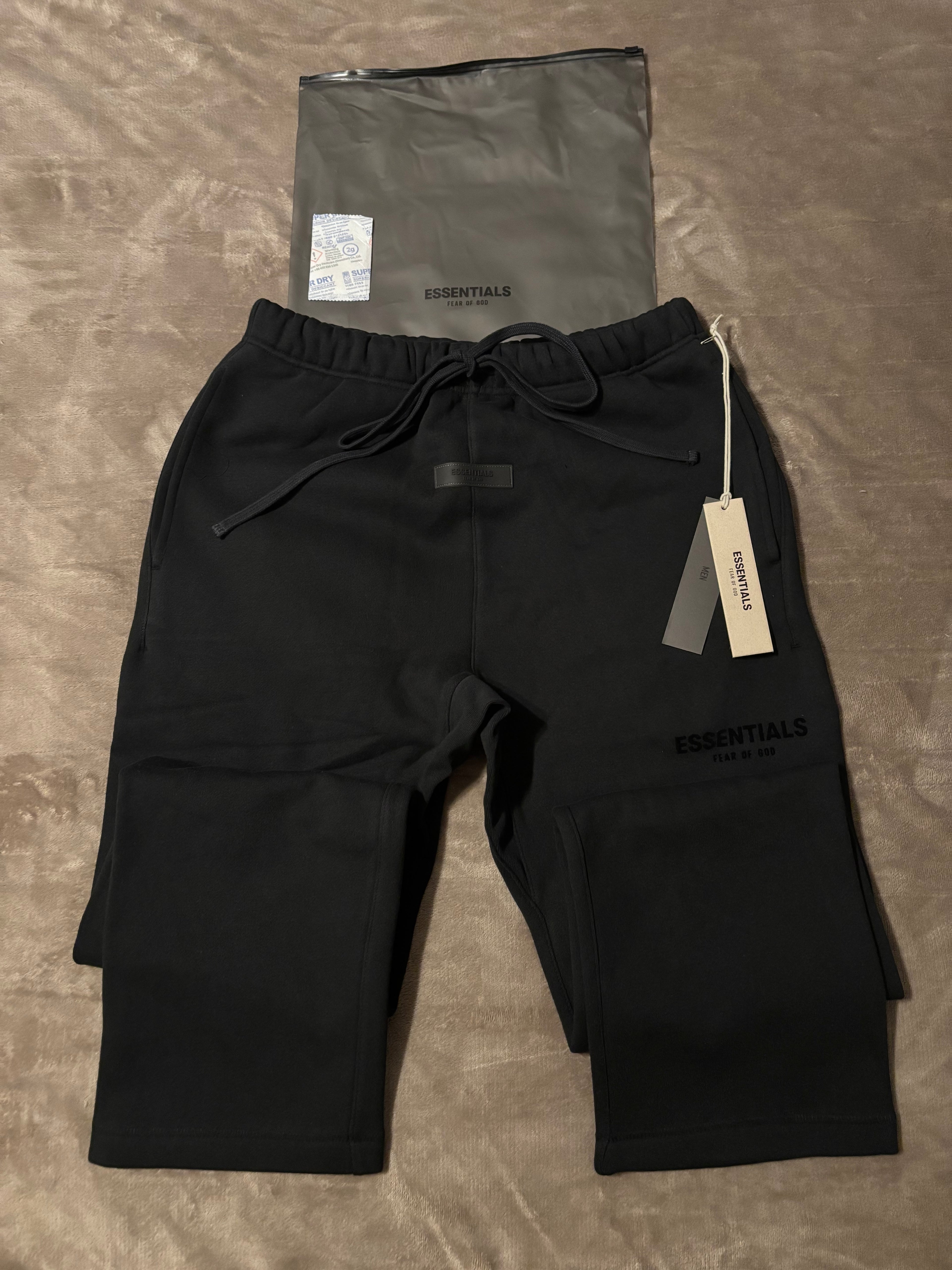 NEW Fear of God Essentials Black Relaxed Sweatpants Size XXS-XL 100% Authentic✅