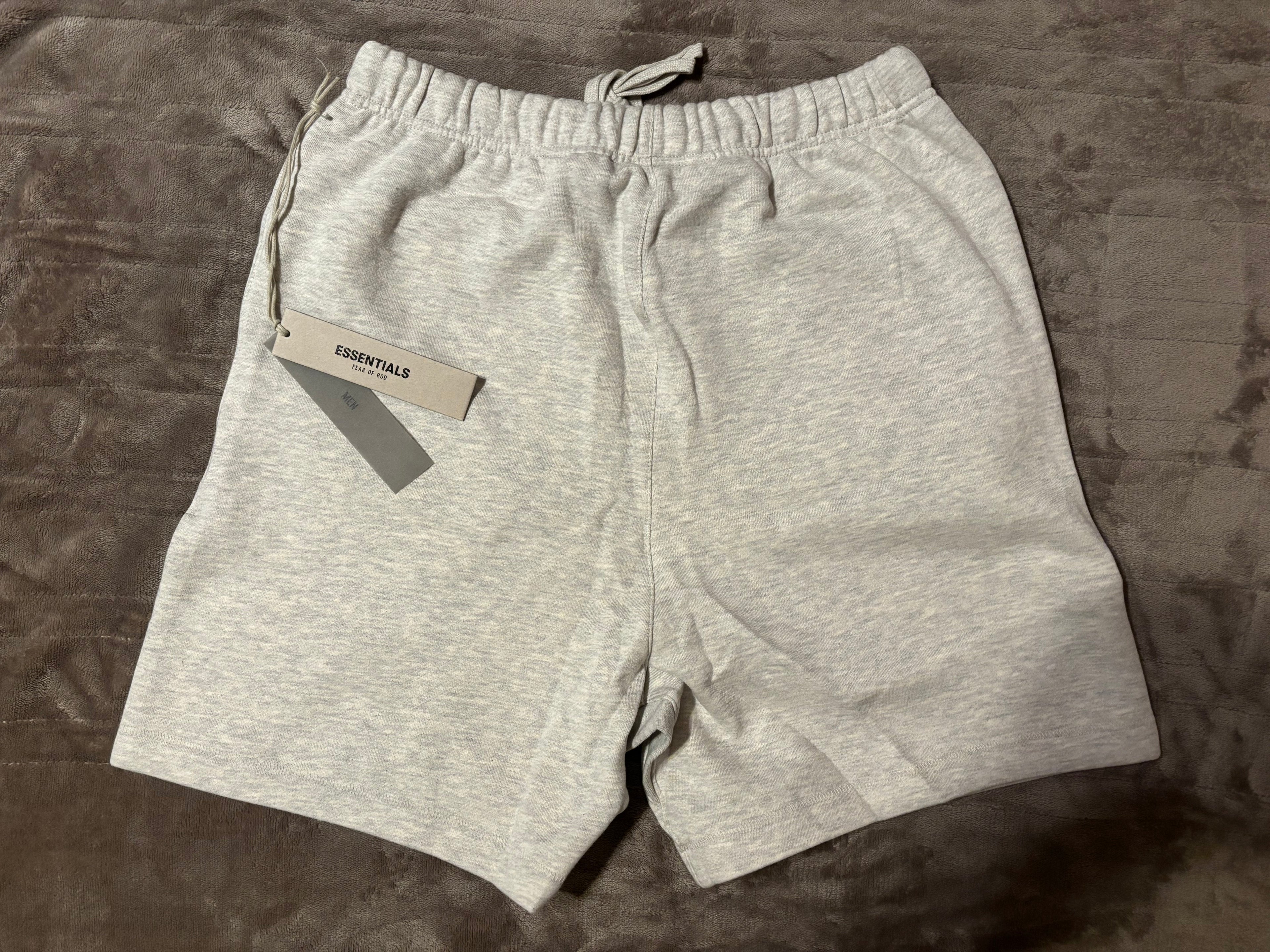 NEW Fear of God Essentials Light Oatmeal 1977 Shorts Size Small