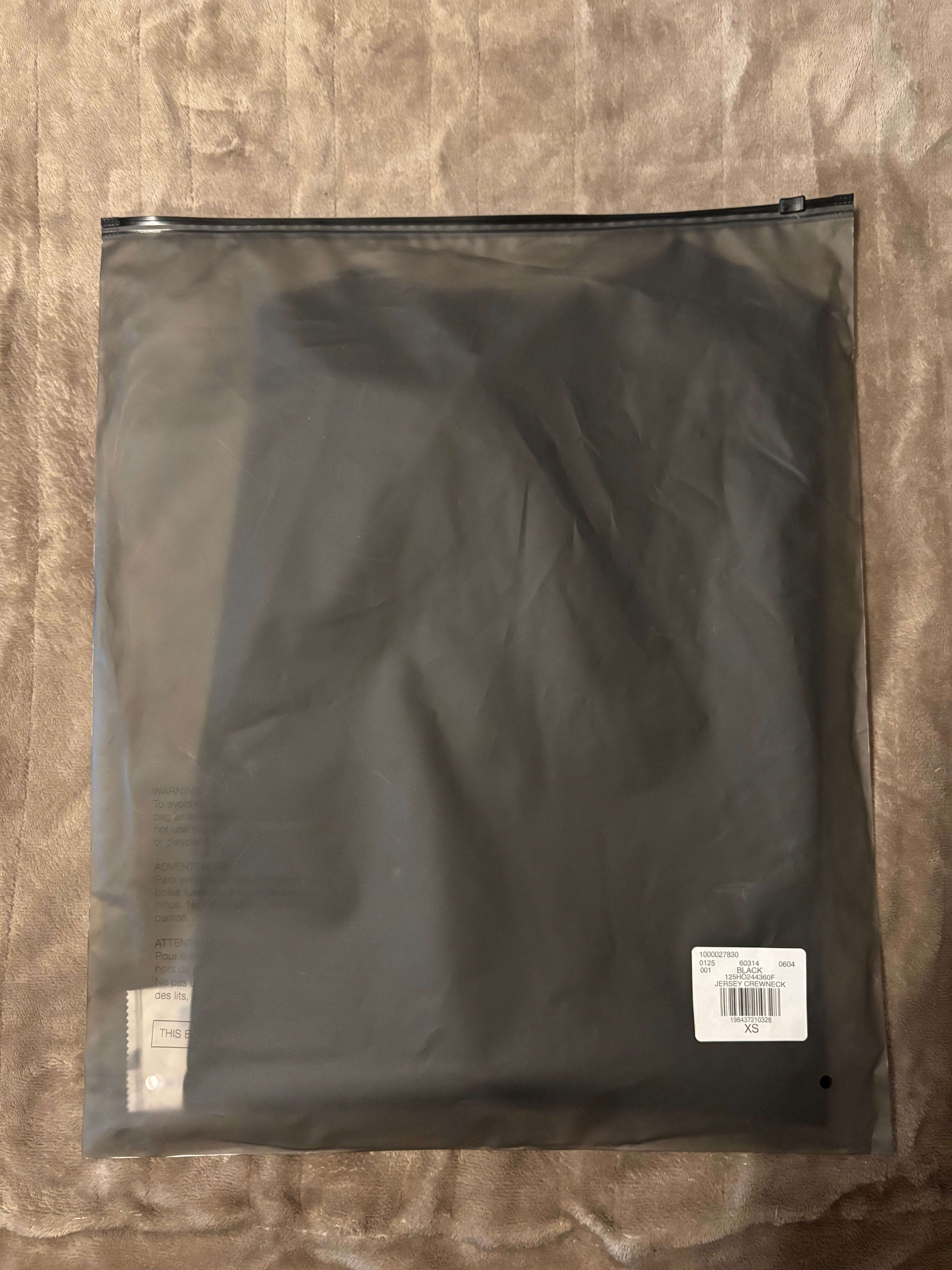 NEW Fear of God Essentials Black T-Shirt Size XS-S