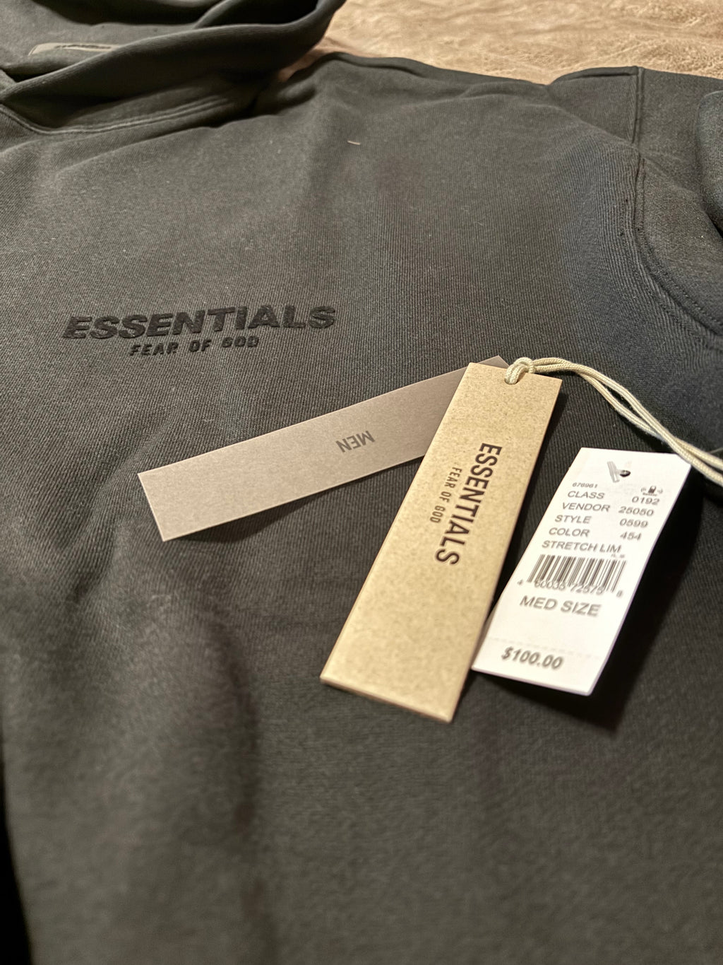 NEW Fear of God Essentials Black Hoodie Size Medium 100% Authentic✅