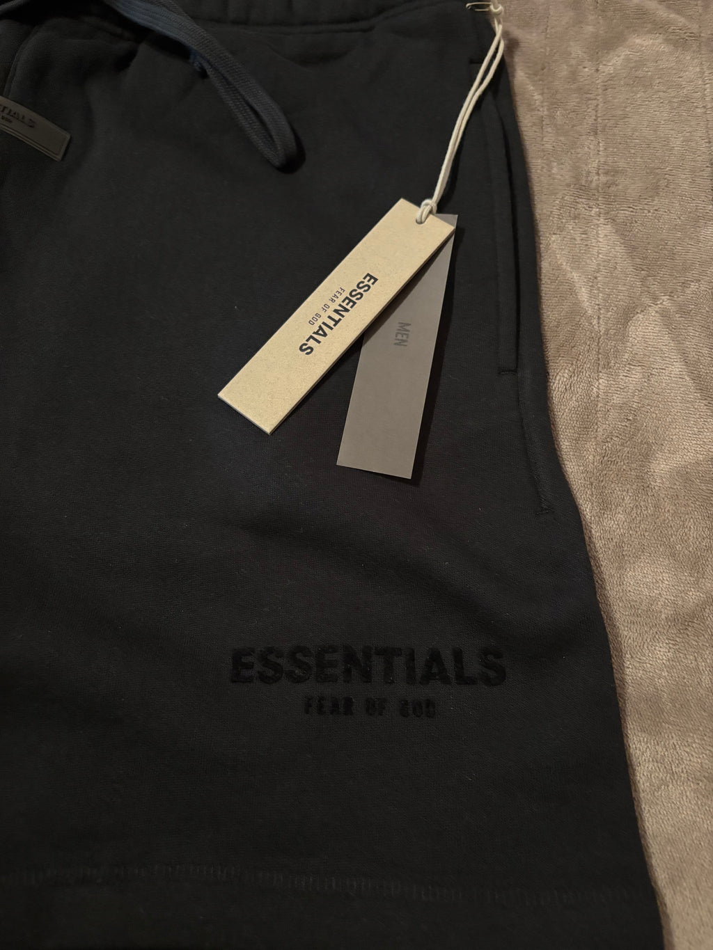 NEW Fear of God Essentials Black Shorts Size XS-XL 100% Authentic✅