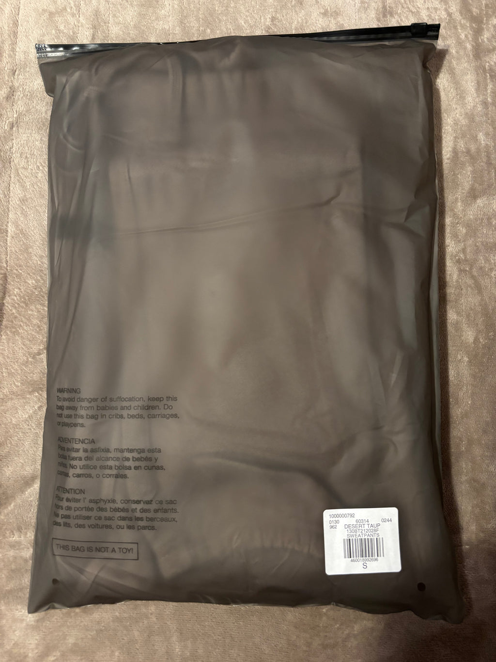 NEW Fear of God Essentials Desert Taupe Cuffed Sweatpants Size S-M