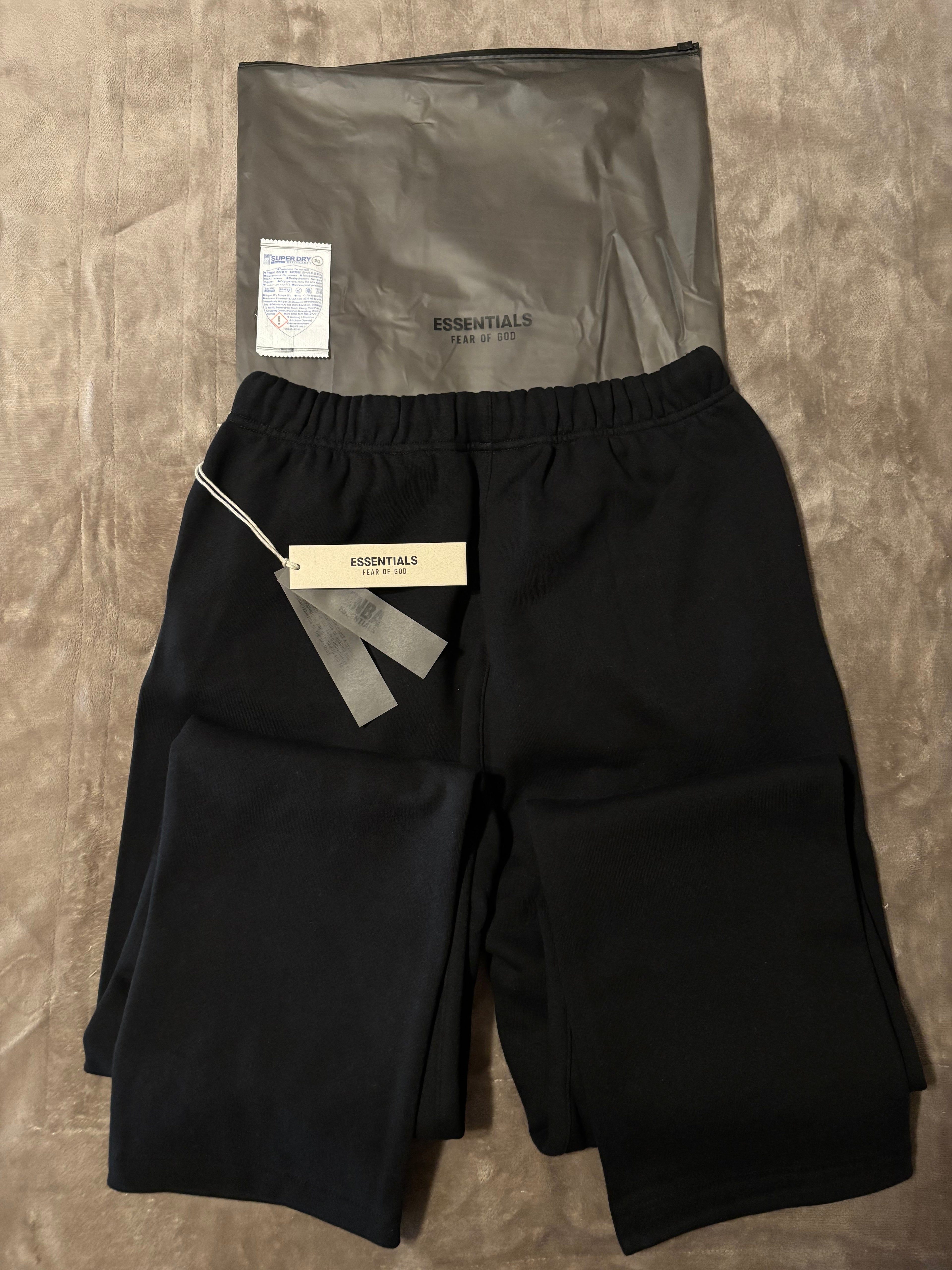 NEW NBA Fear of God Essentials Black Relaxed Sweatpants Size XS-M