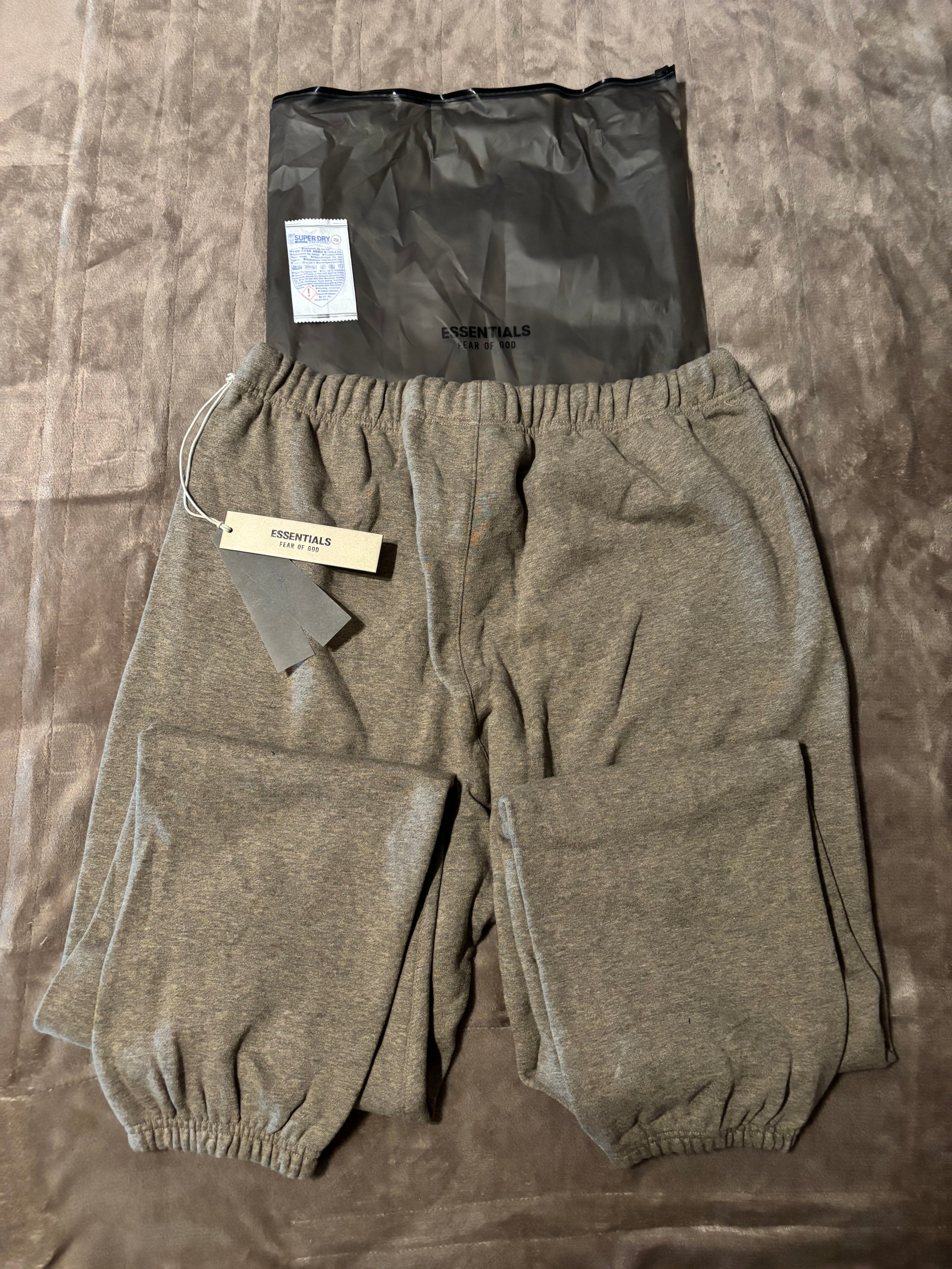 NEW Fear of God Essentials Heather Grey Cuffed Sweatpants Size S-M