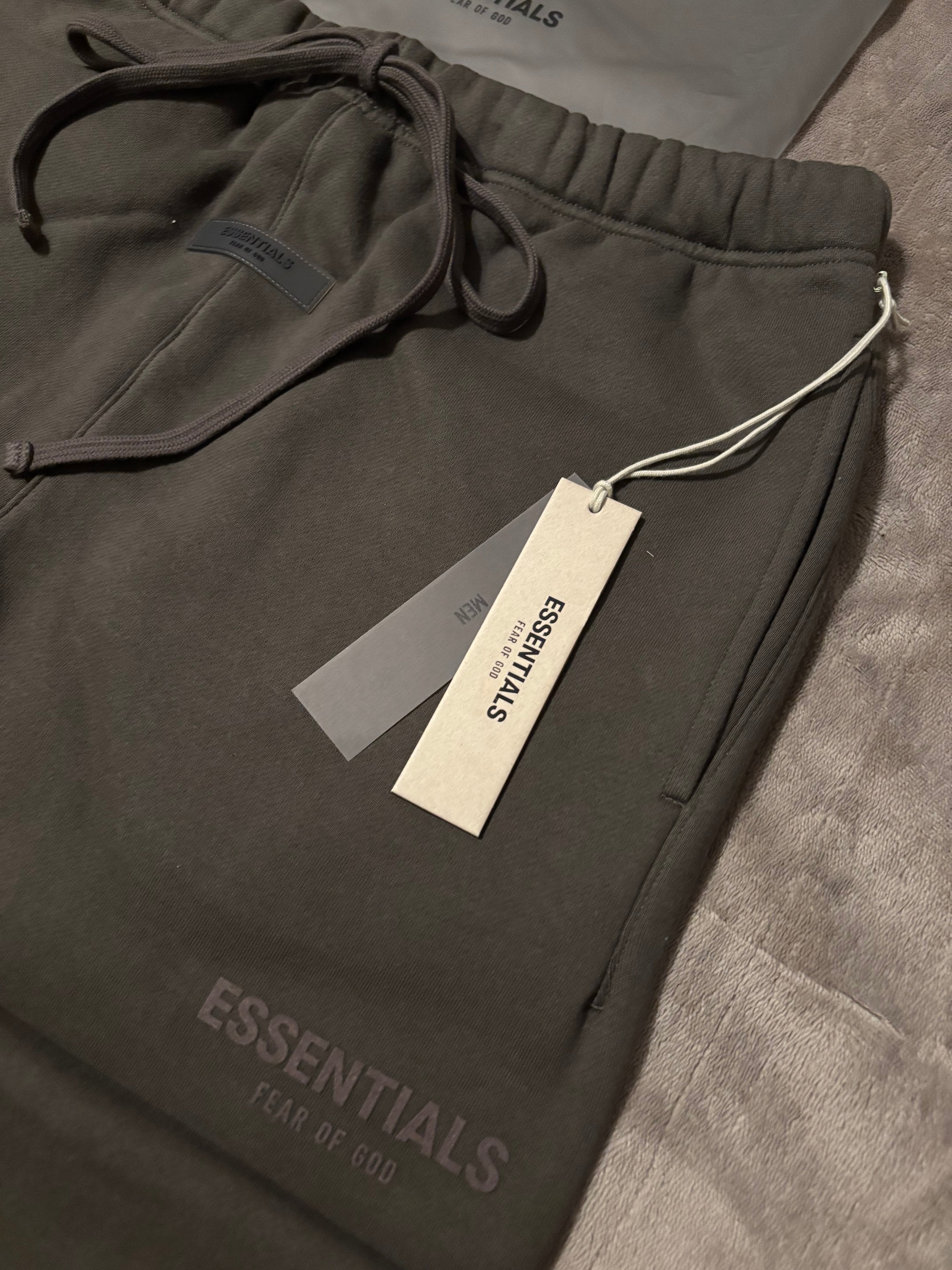 NEW Fear of God Essentials Off Black Relaxed Bundle Size XS-L