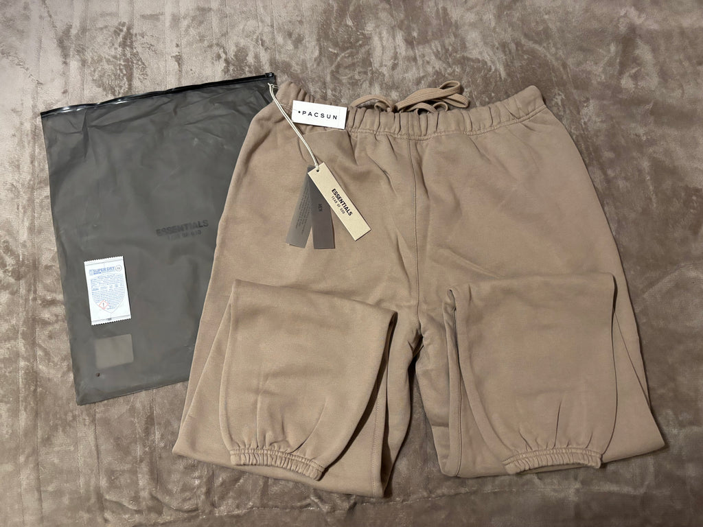 NEW Fear of God Essentials Desert Sand Cuffed Sweatpants Size Large
