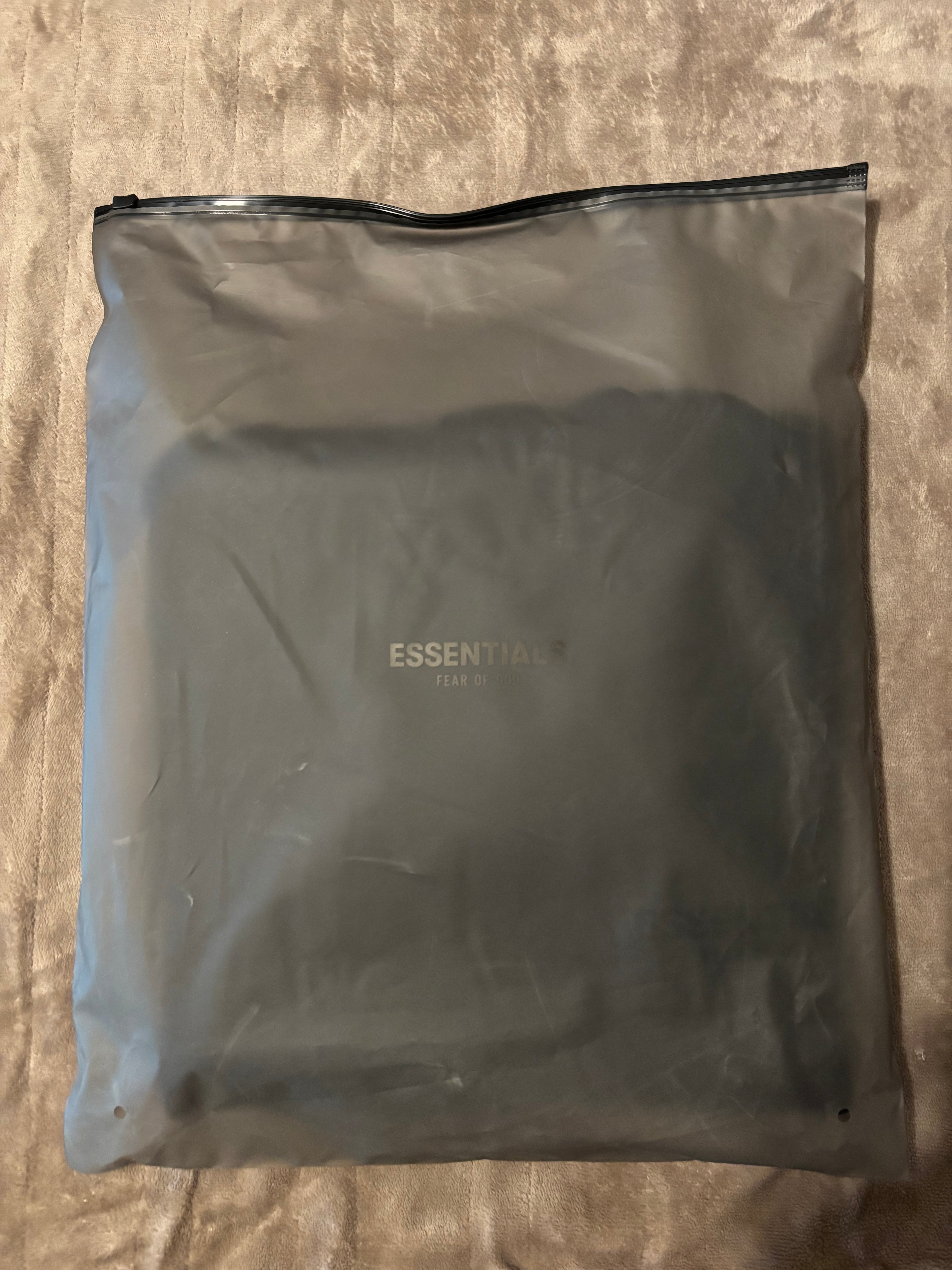 NEW Fear of God Essentials Black Hoodie Size XXS 100% Authentic✅