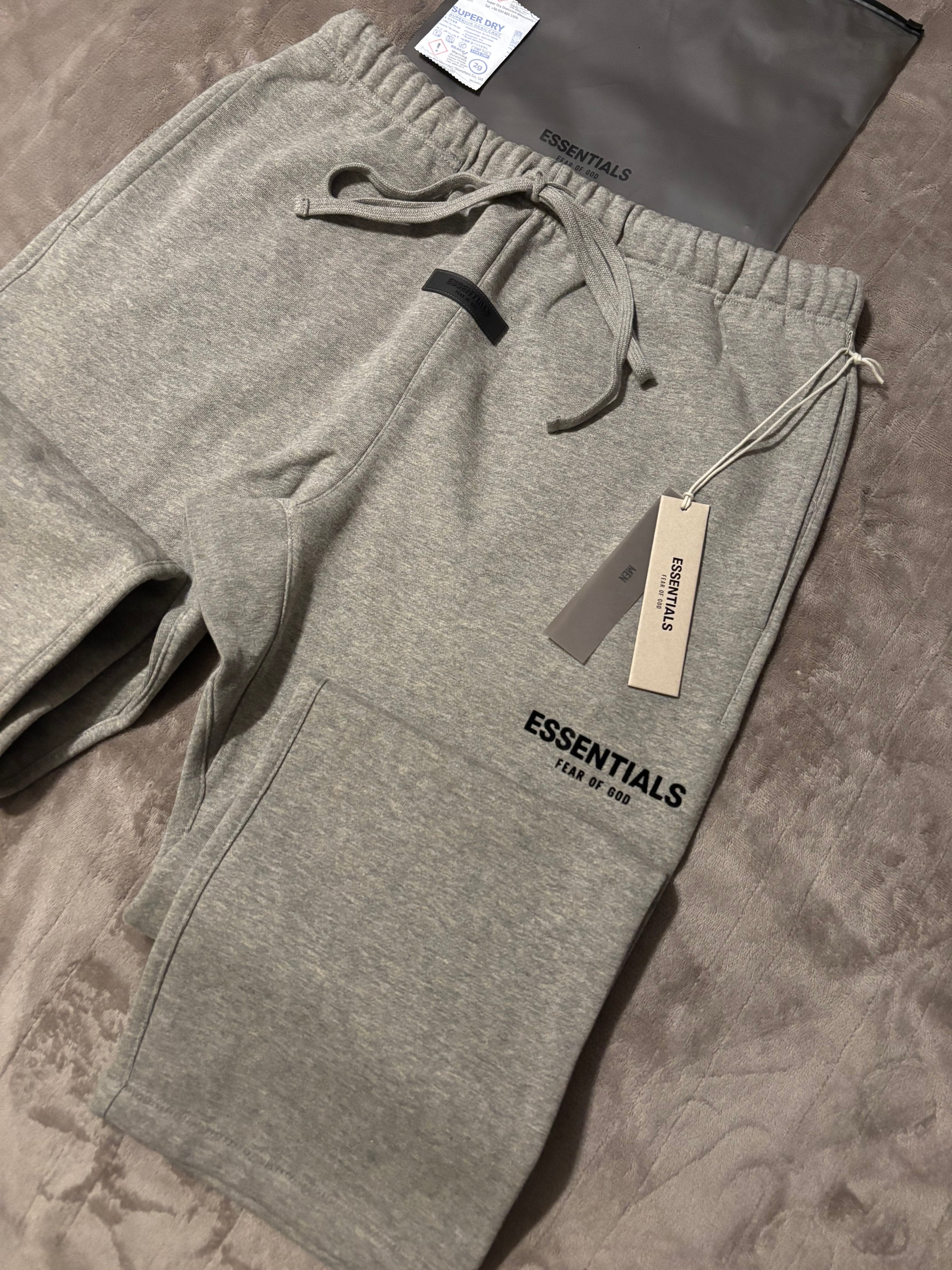 NEW Fear of God Essentials Dark Oatmeal Relaxed Sweatpants Size XS-XL 100% Authentic✅