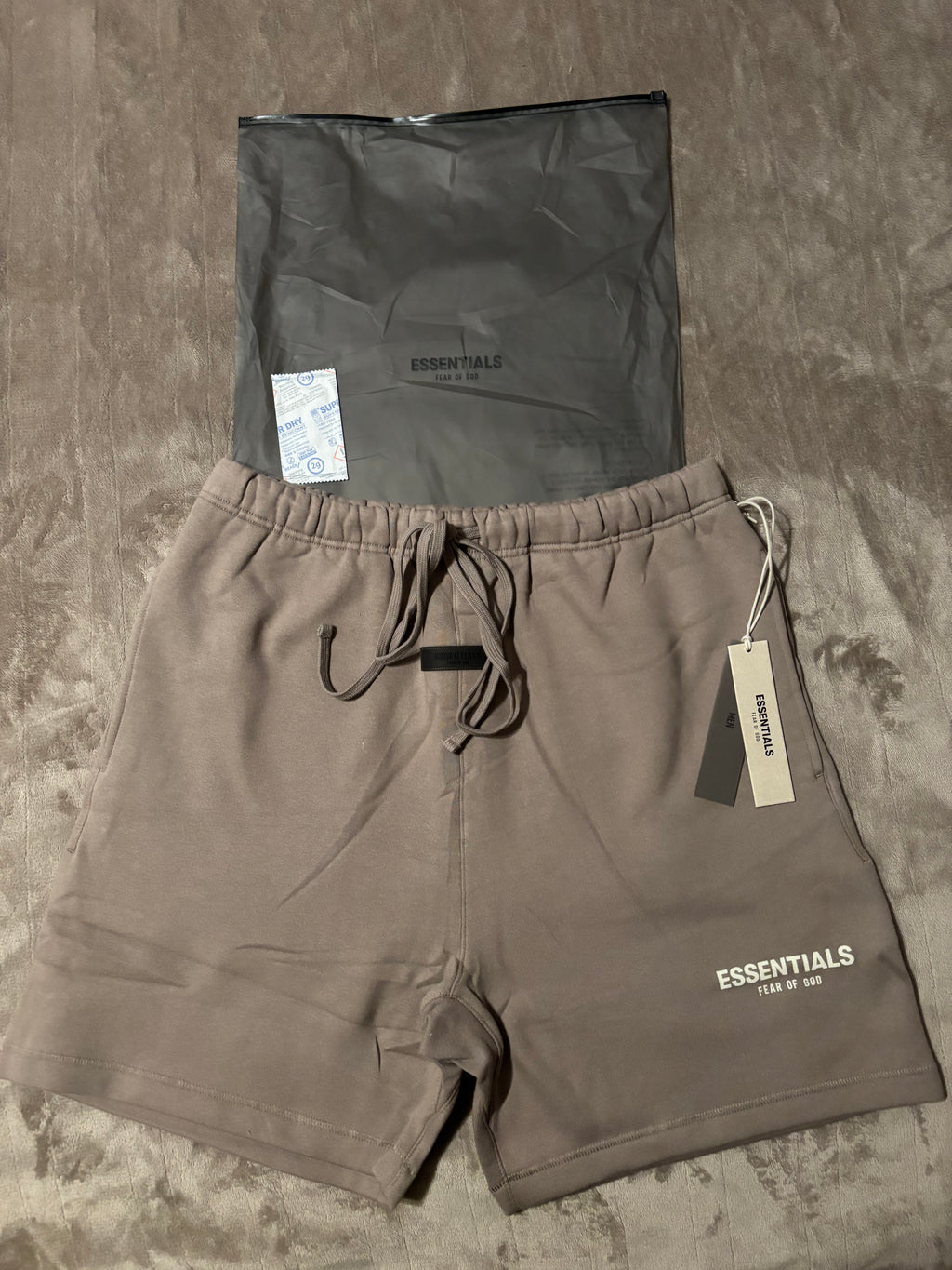 NEW Fear of God Essentials Desert Taupe Shorts Size Large