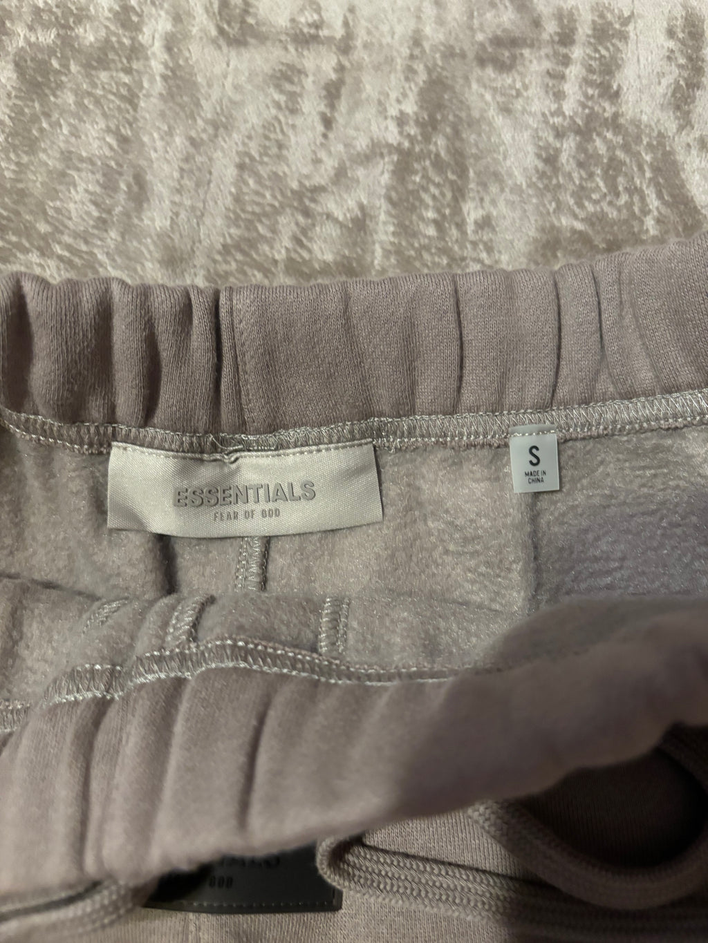 NEW Fear of God Essentials Desert Taupe Cuffed Sweatpants Size S-M