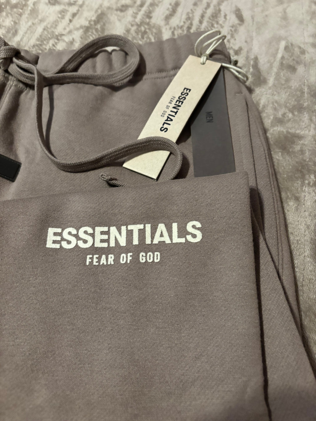 NEW Fear of God Essentials Desert Taupe Cuffed Sweatpants Size S-M