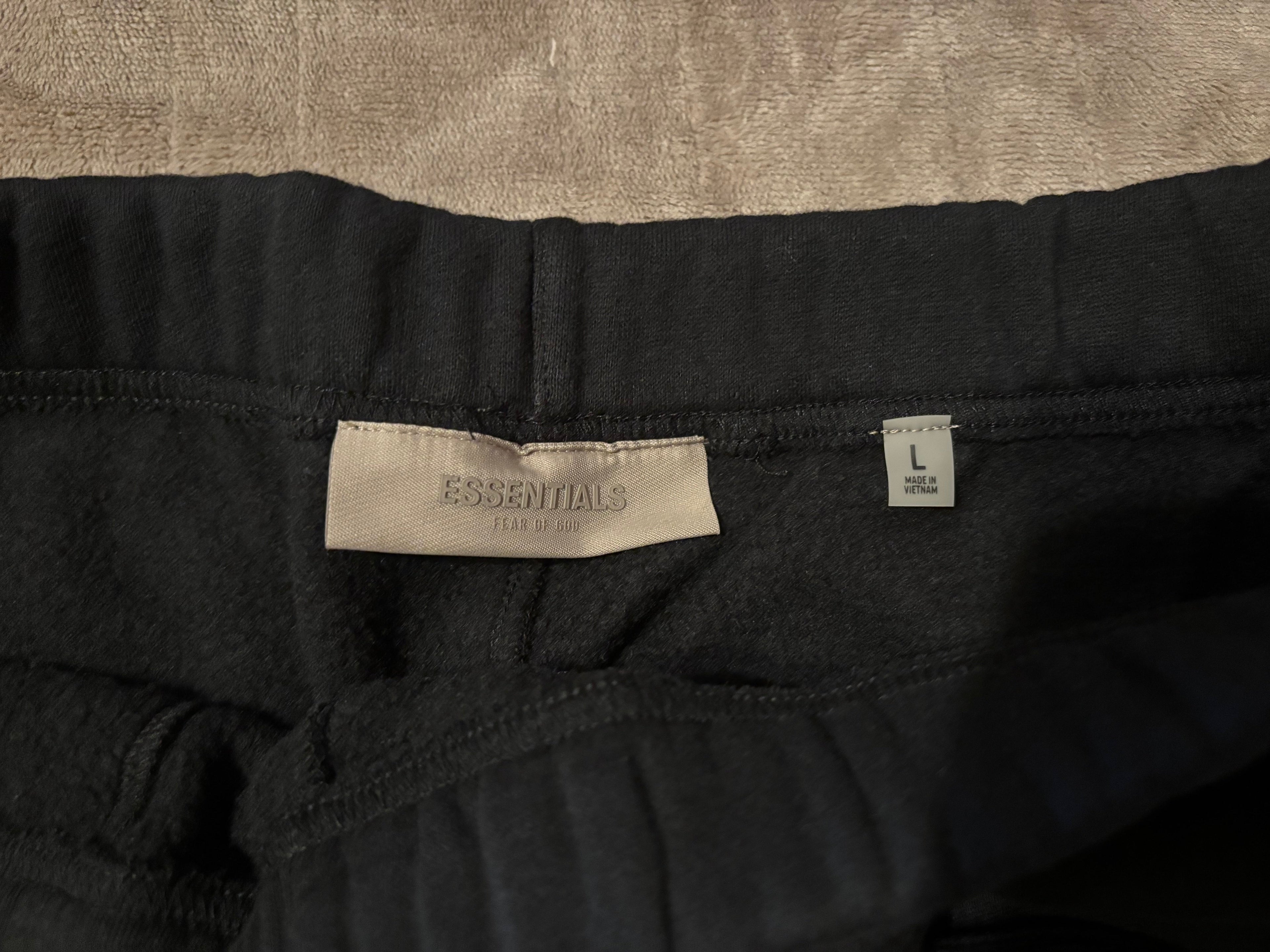 NEW Fear of God Essentials Black Shorts Size XS-XL 100% Authentic✅