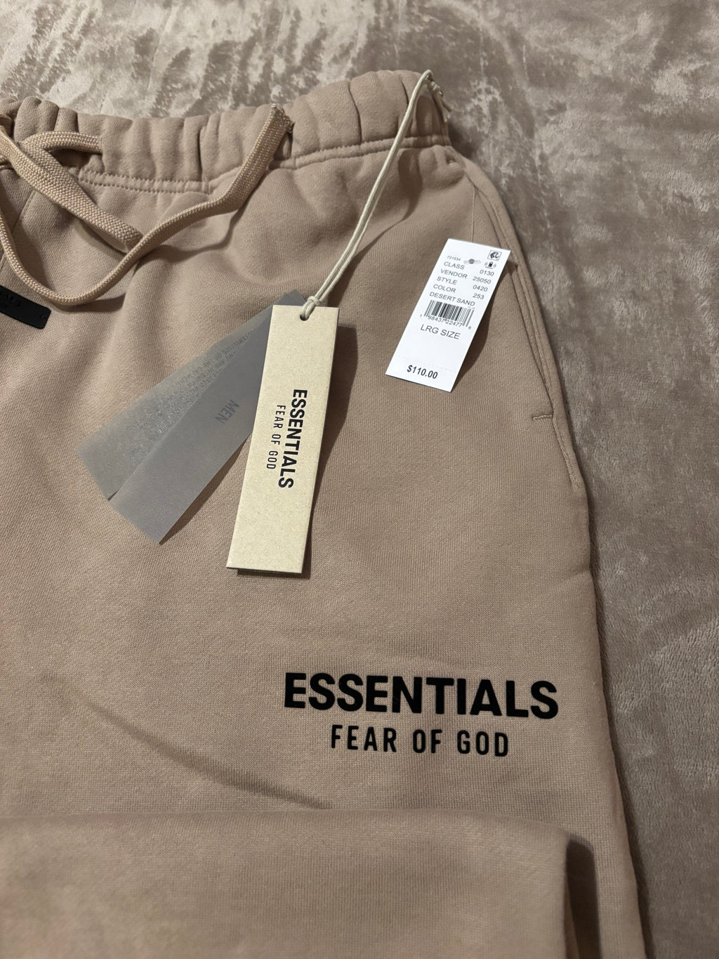 NEW Fear of God Essentials Desert Sand Cuffed Sweatpants Size Large