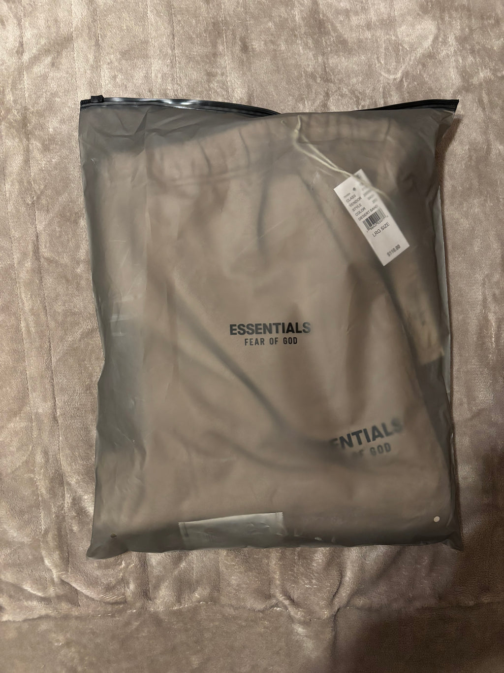 NEW Fear of God Essentials Desert Sand Cuffed Sweatpants Size Large