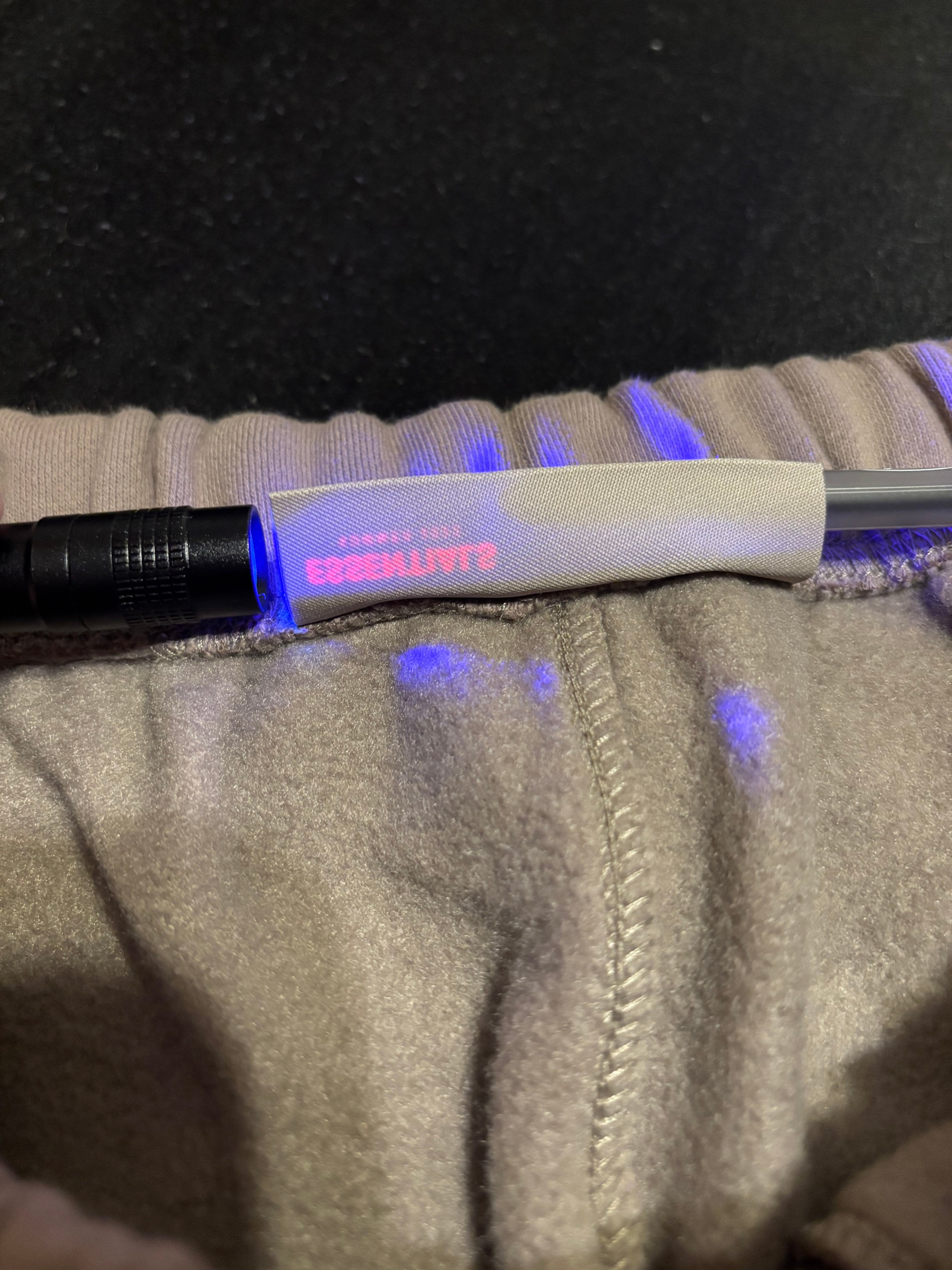 NEW Fear of God Essentials Desert Taupe Shorts Size Large 100% Authentic✅