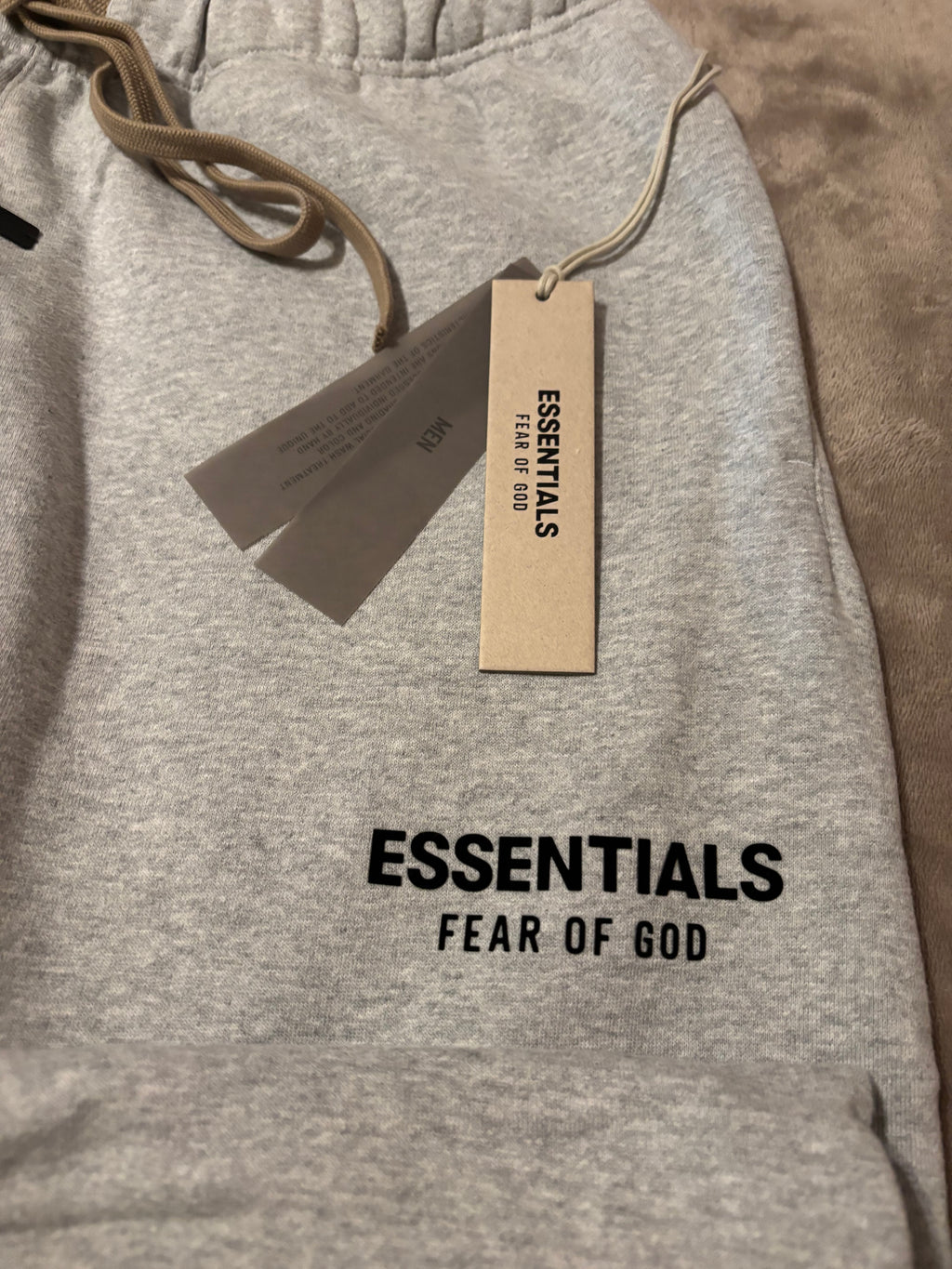 NEW Fear of God Essentials Light Heather Grey Cuffed Sweatpants Size Medium