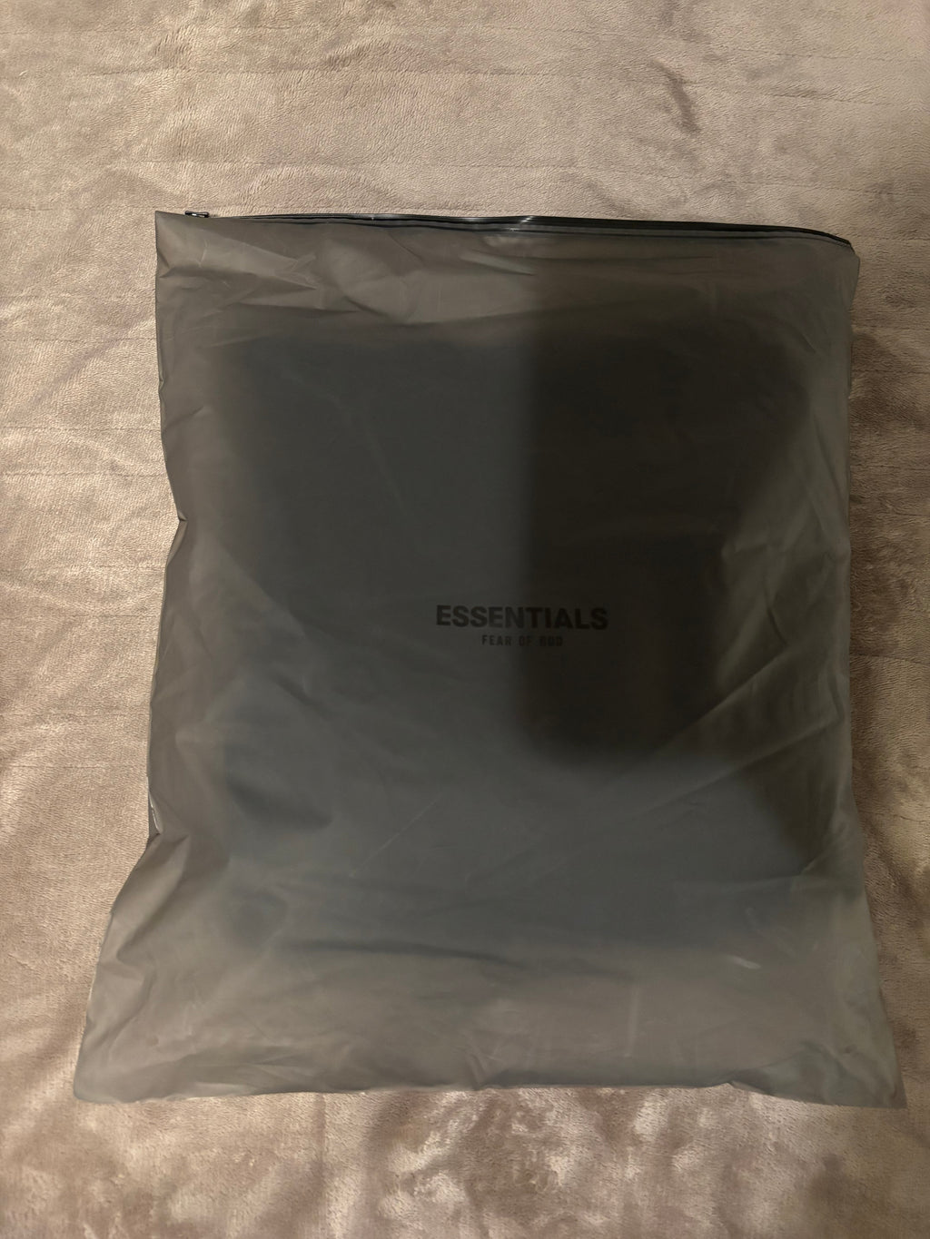 NEW Fear of God Essentials Black Hoodie Size Medium 100% Authentic✅