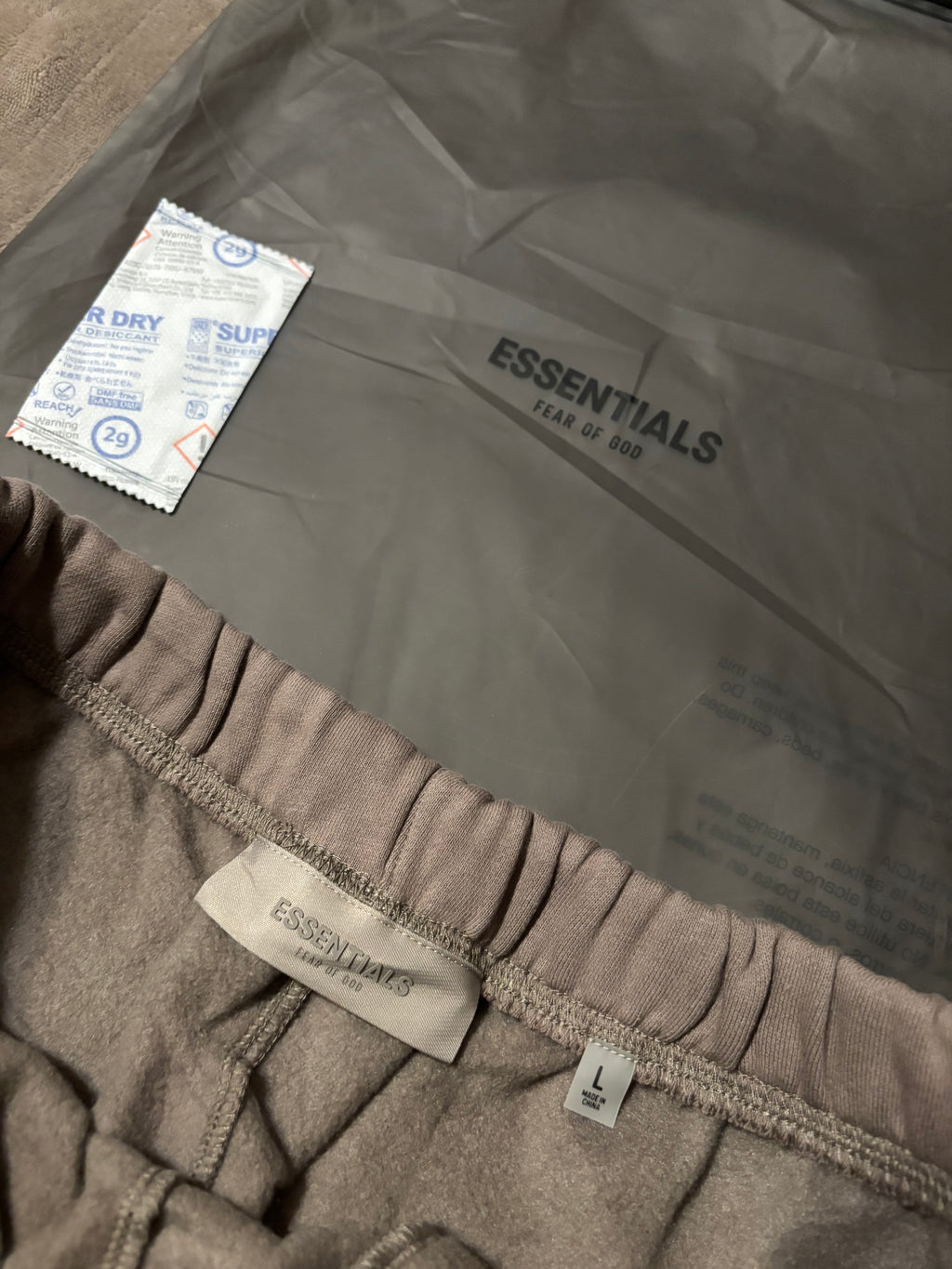 NEW Fear of God Essentials Desert Taupe Shorts Size Large