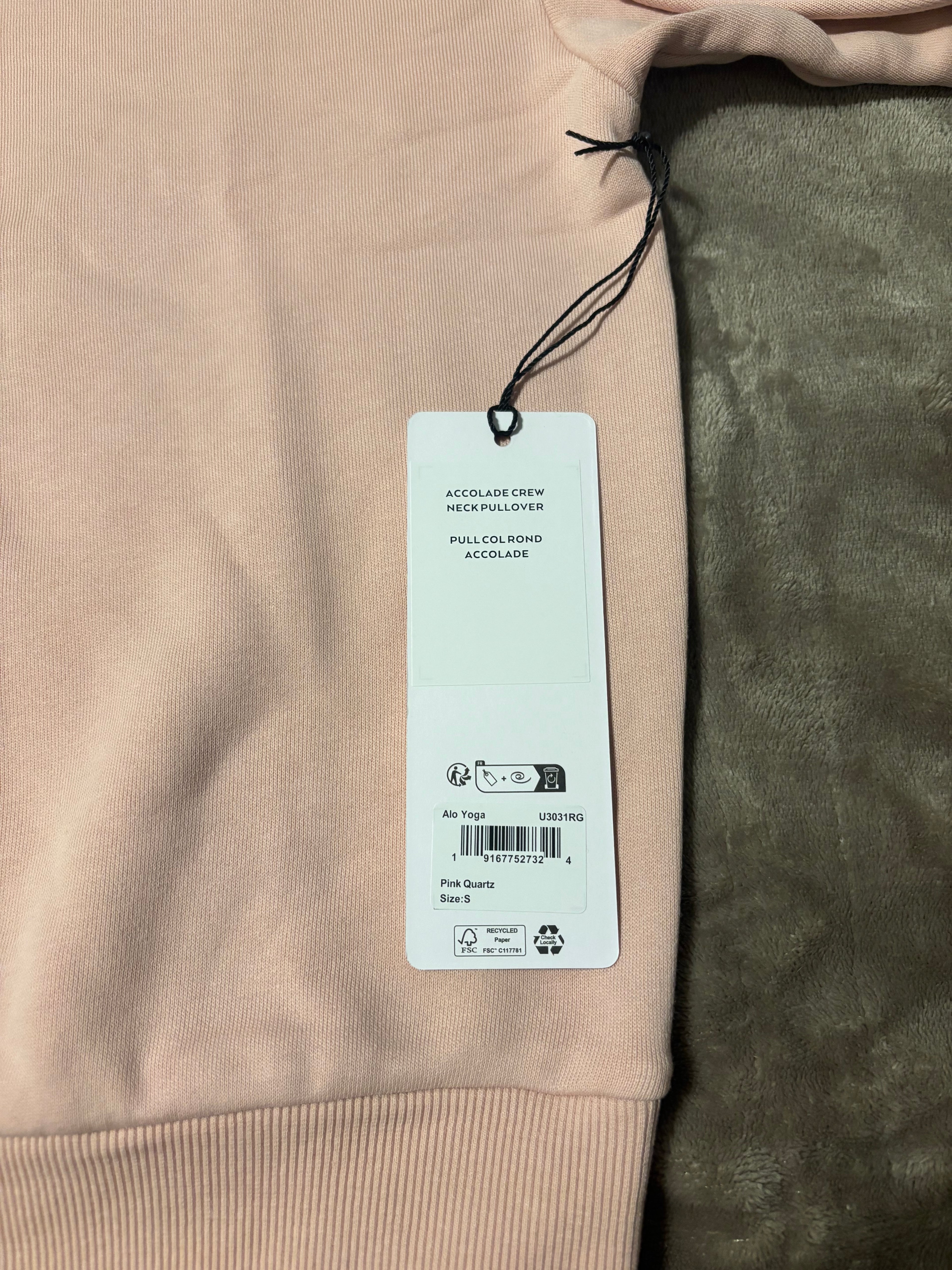 NEW Alo Yoga Pink Quartz Unisex Crewneck Size XS-L