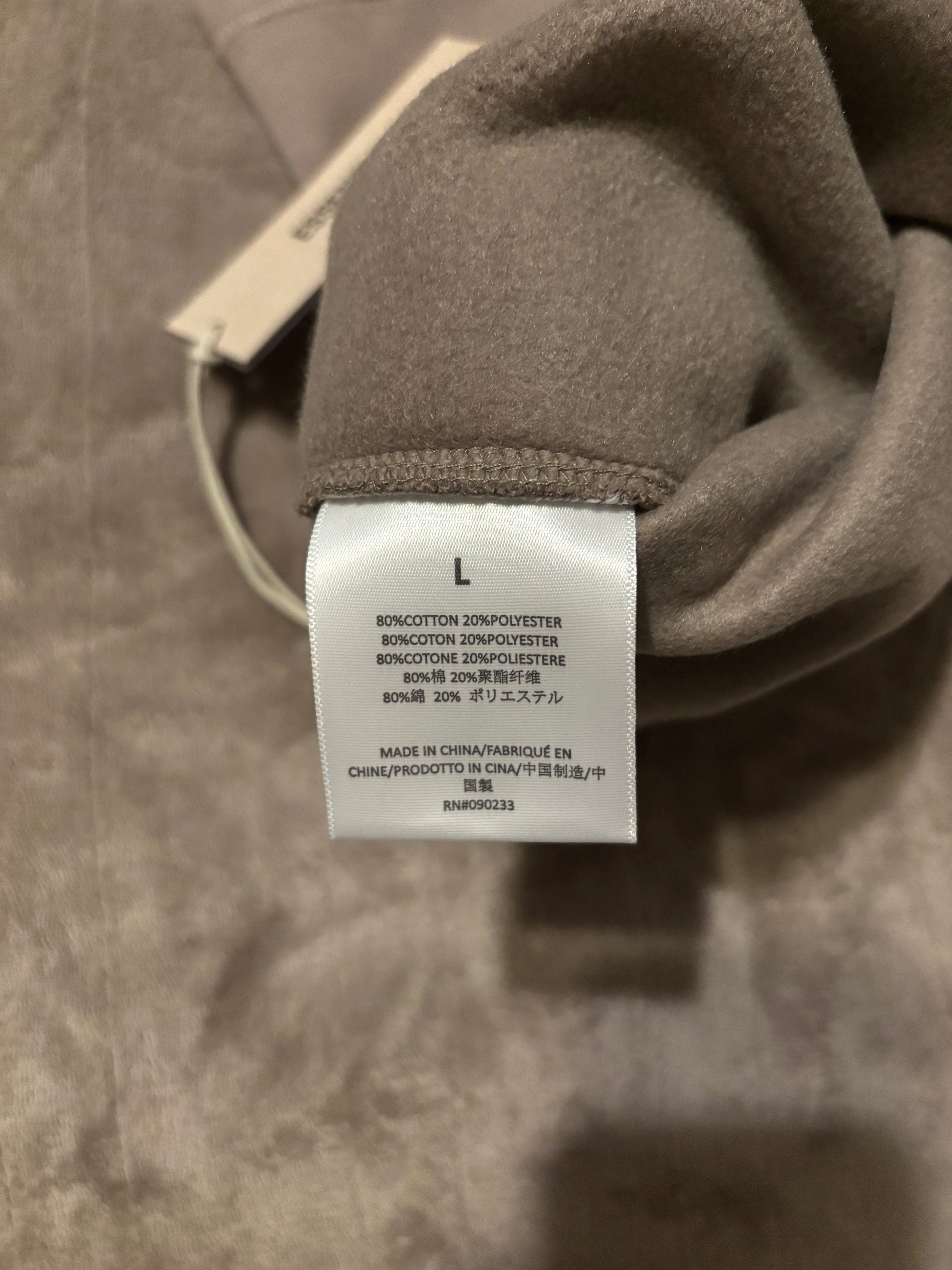 NEW Fear of God Essentials Desert Taupe Shorts Size Large