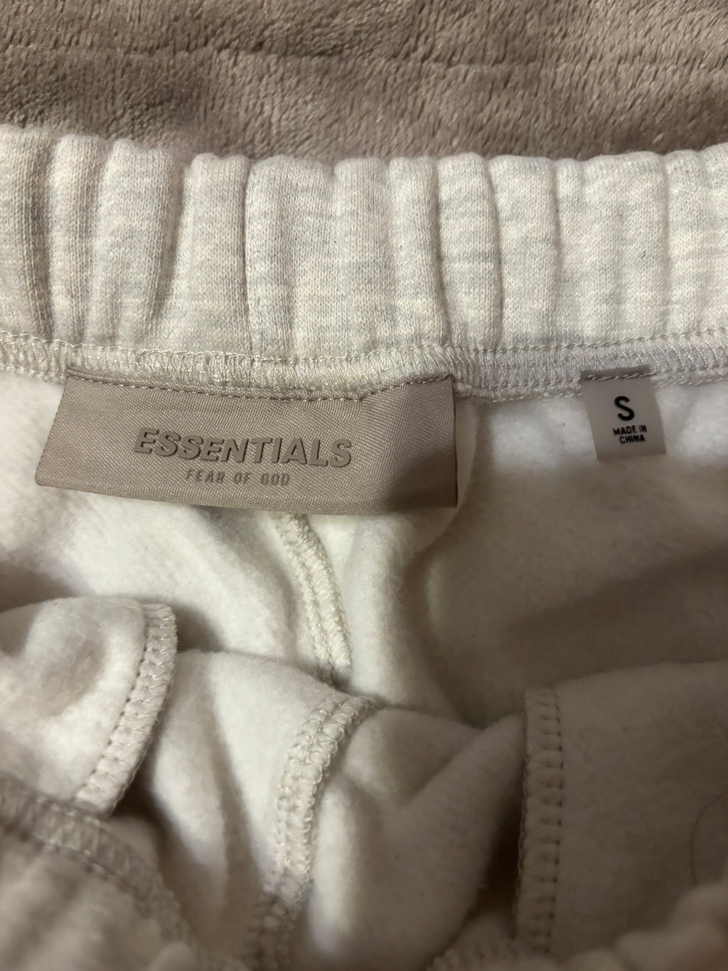 NEW Fear of God Essentials Light Oatmeal 1977 Shorts Size Small