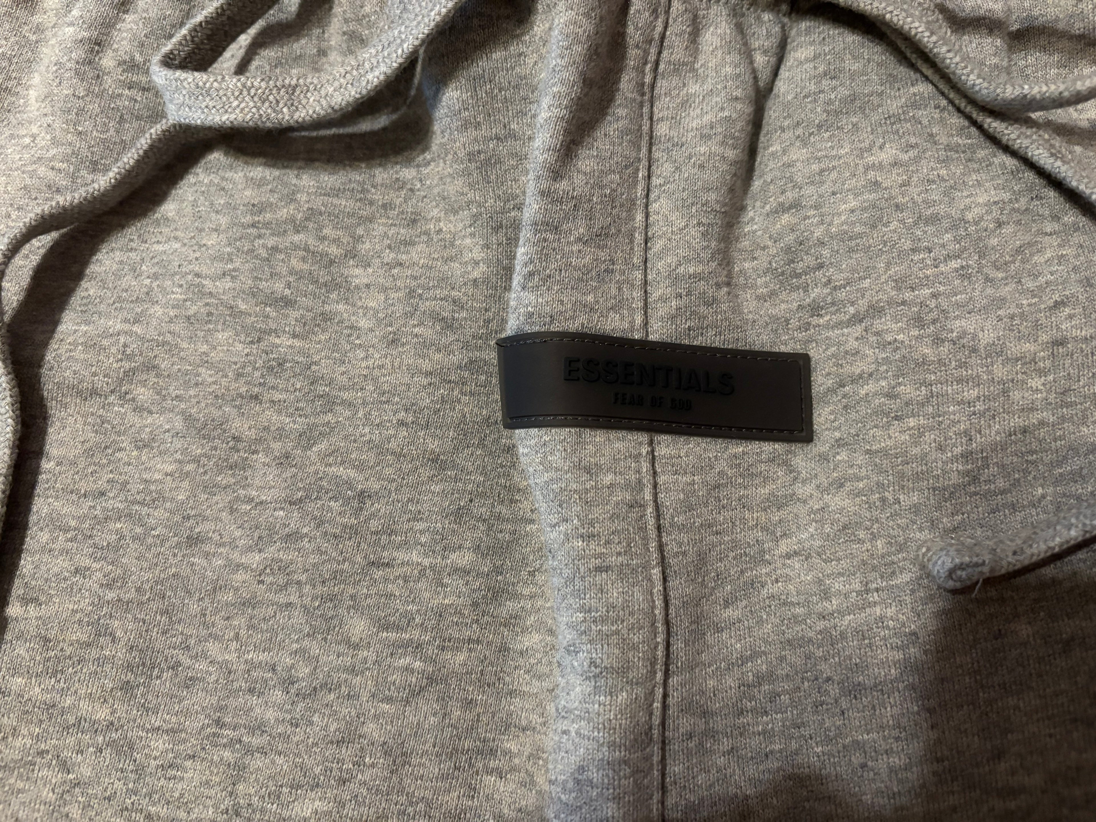 NEW Fear of God Essentials Dark Oatmeal Shorts Size XS-S
