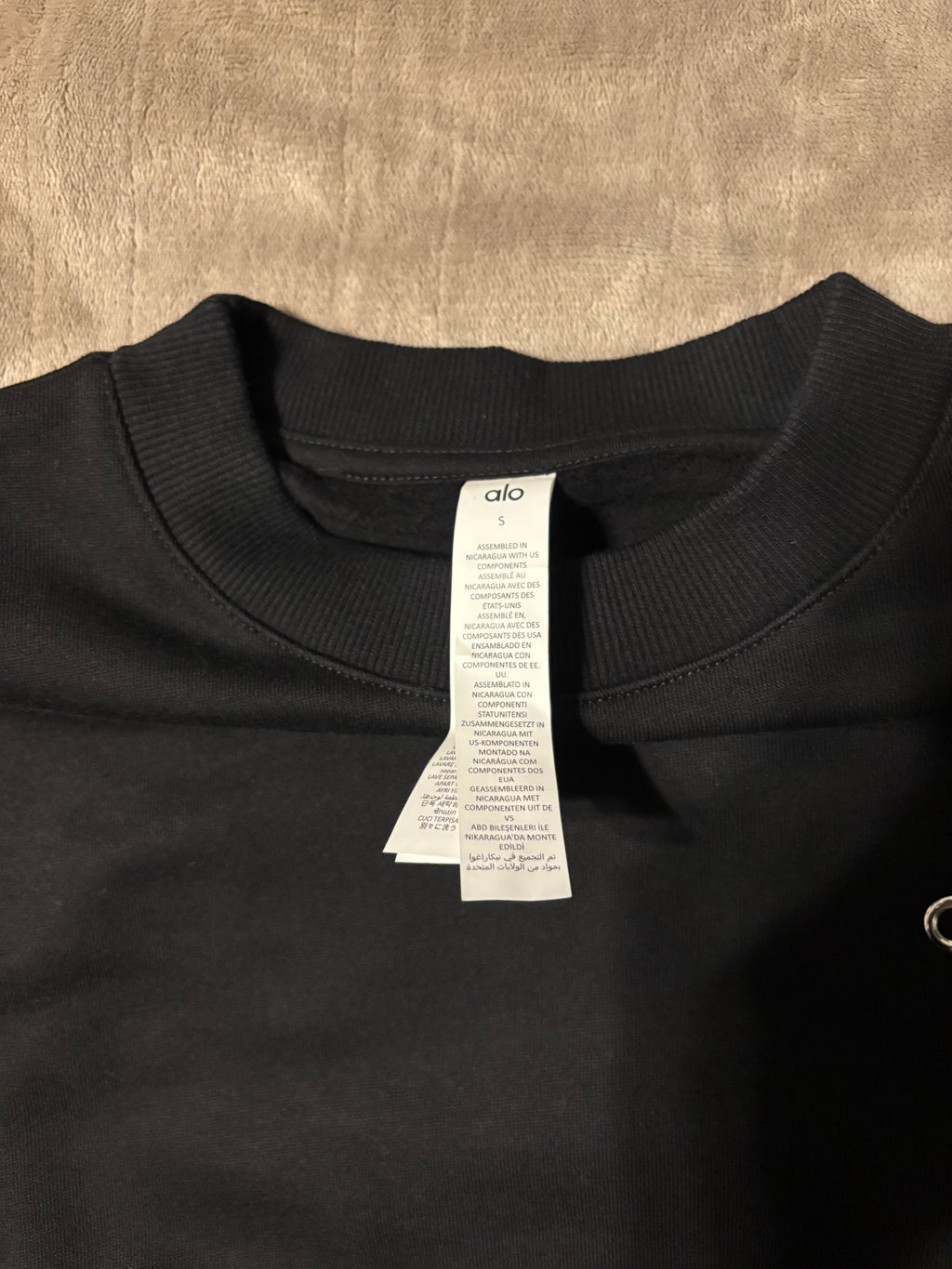 NEW Alo Yoga Black Unisex Crewneck Size S-L