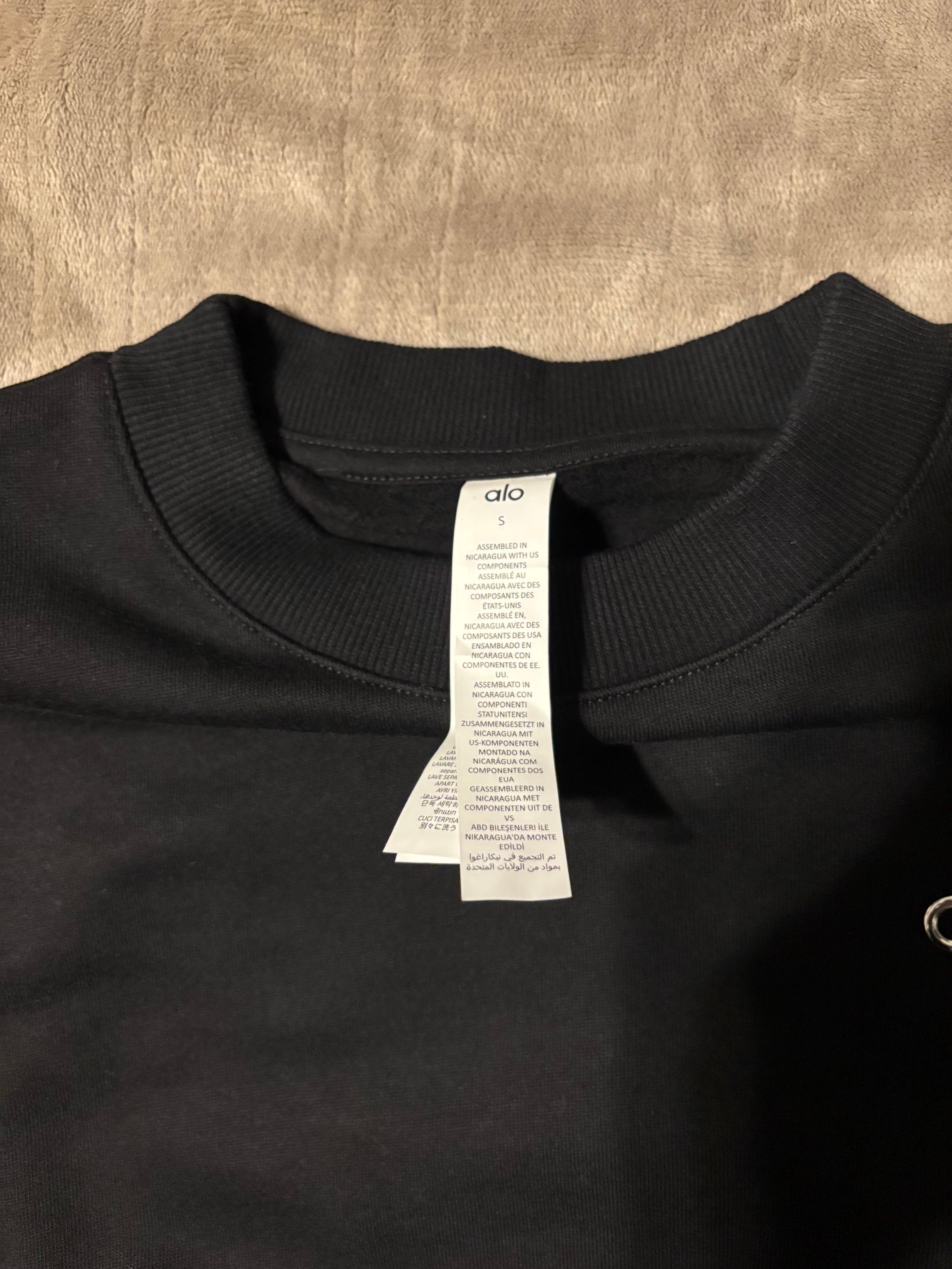 NEW Alo Yoga Black Unisex Crewneck Size S-L