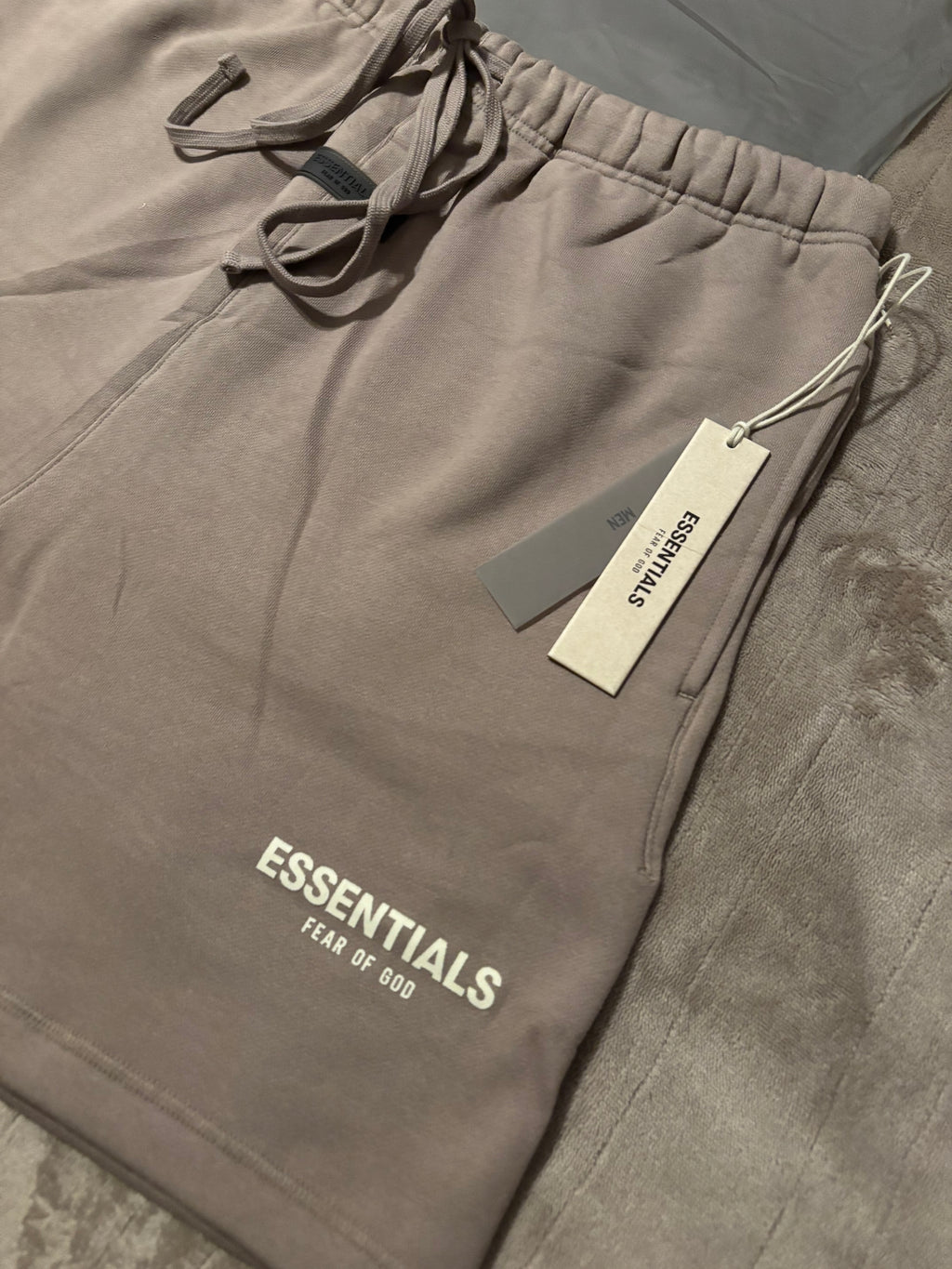 NEW Fear of God Essentials Desert Taupe Shorts Size Large
