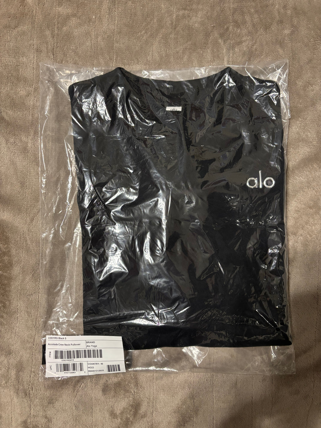 NEW Alo Yoga Black Unisex Crewneck Size S-L
