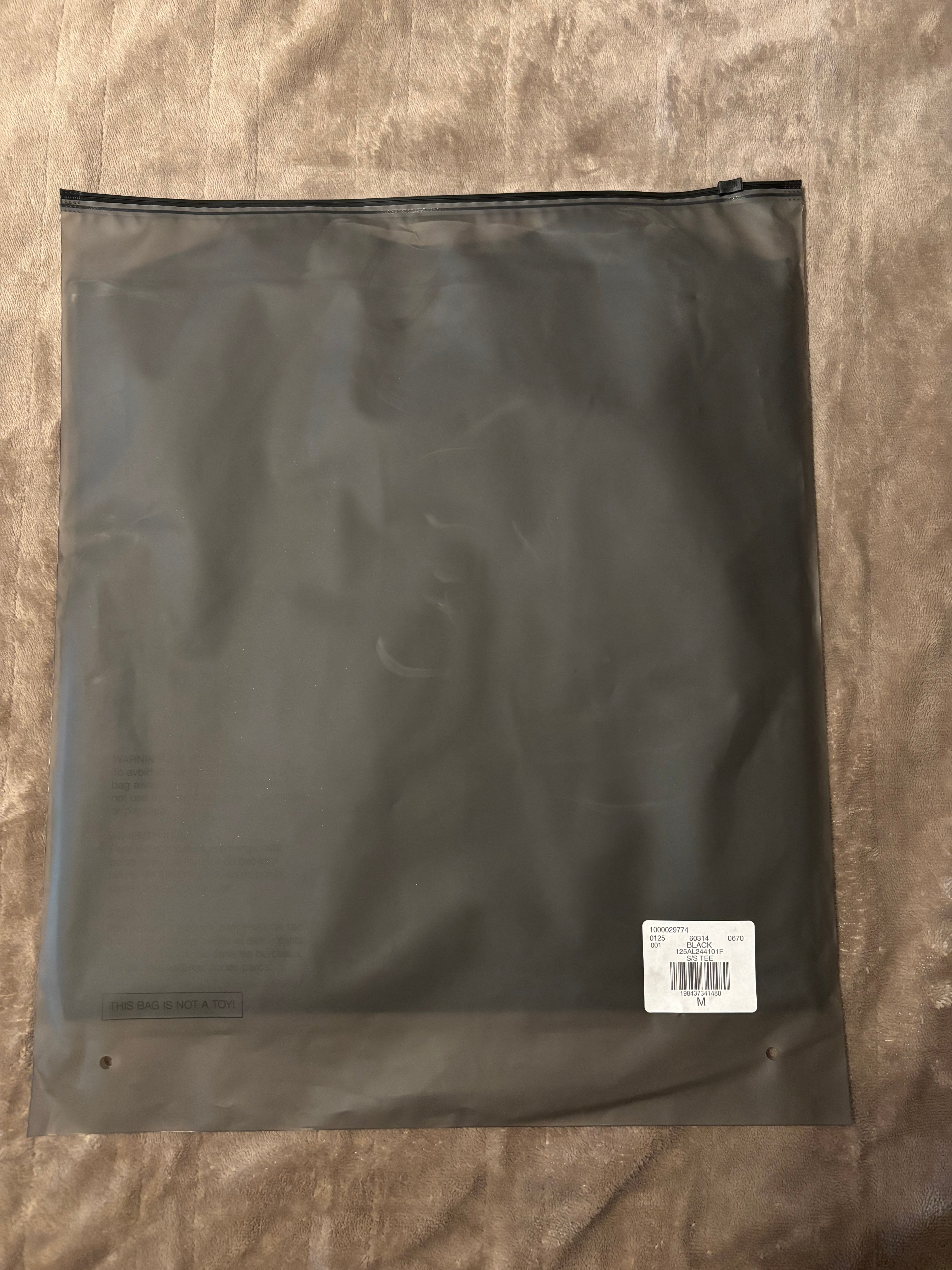 NEW NBA Fear of God Essentials Black T-Shirt Size S-M