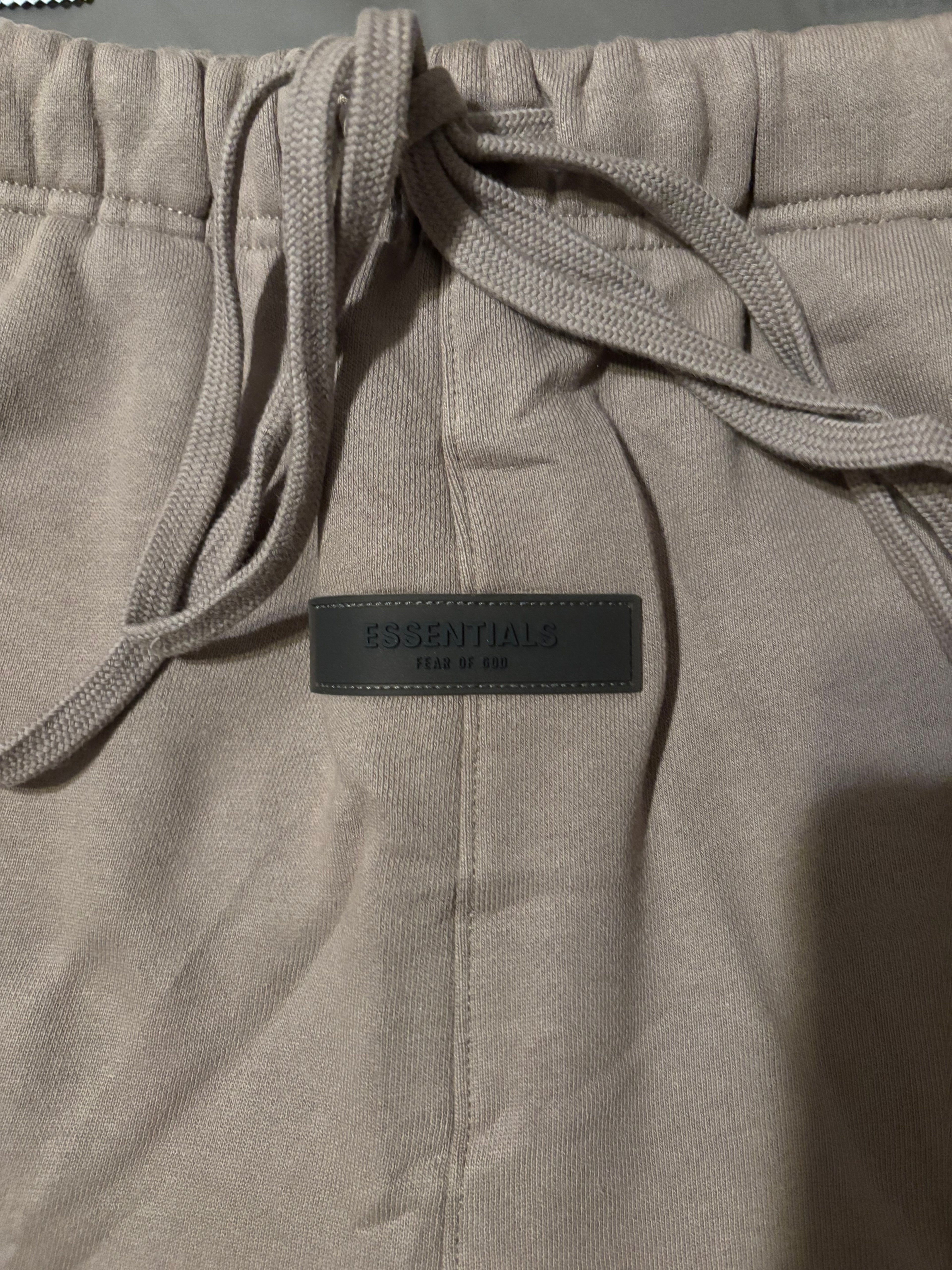 NEW Fear of God Essentials Desert Taupe Shorts Size Large