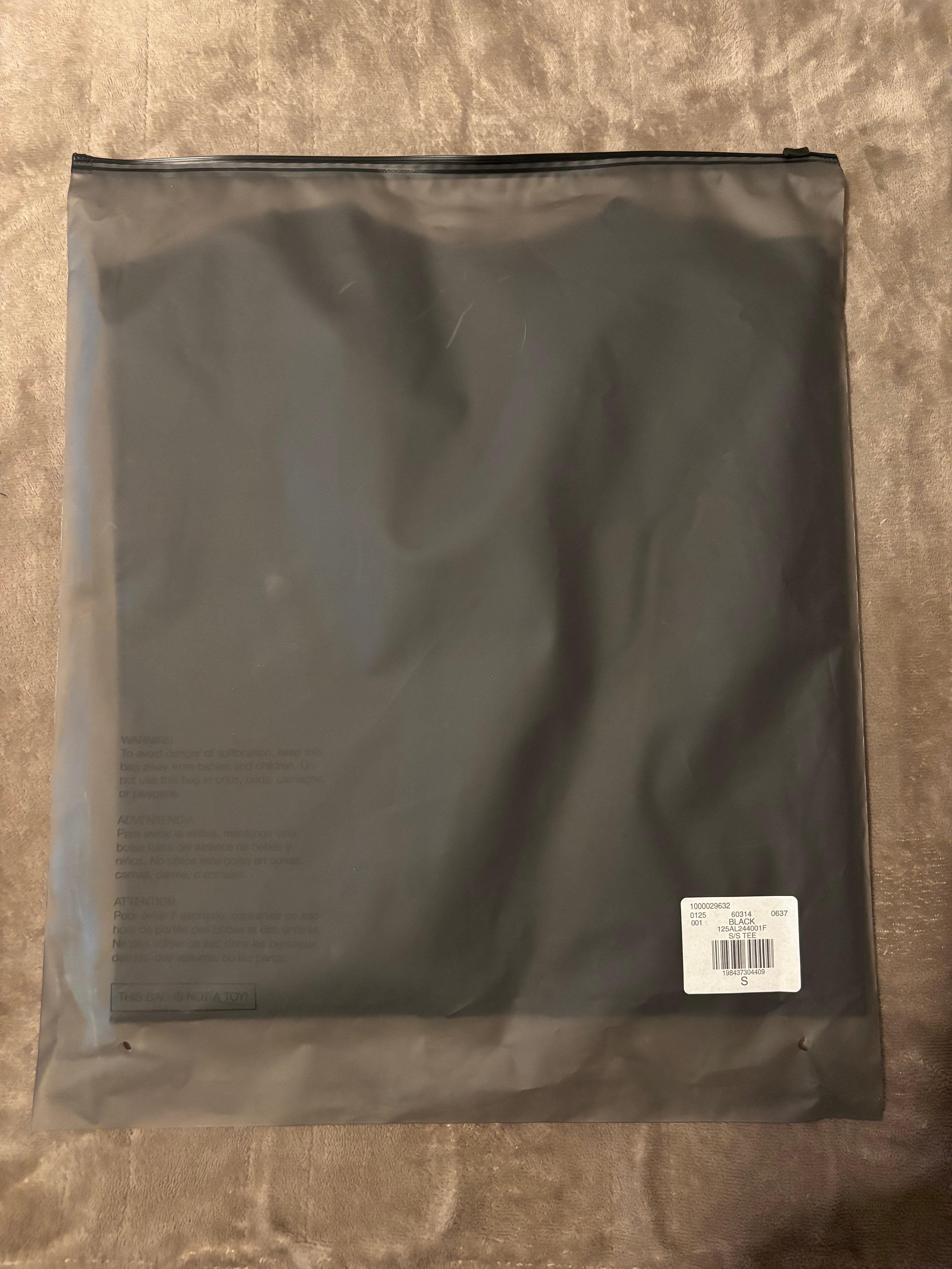 NEW NBA Fear of God Essentials Black T-Shirt Size S-M