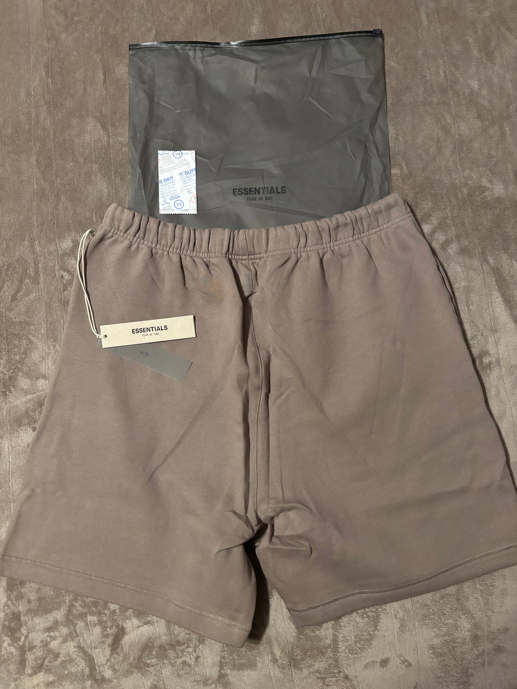 NEW Fear of God Essentials Desert Taupe Shorts Size Large