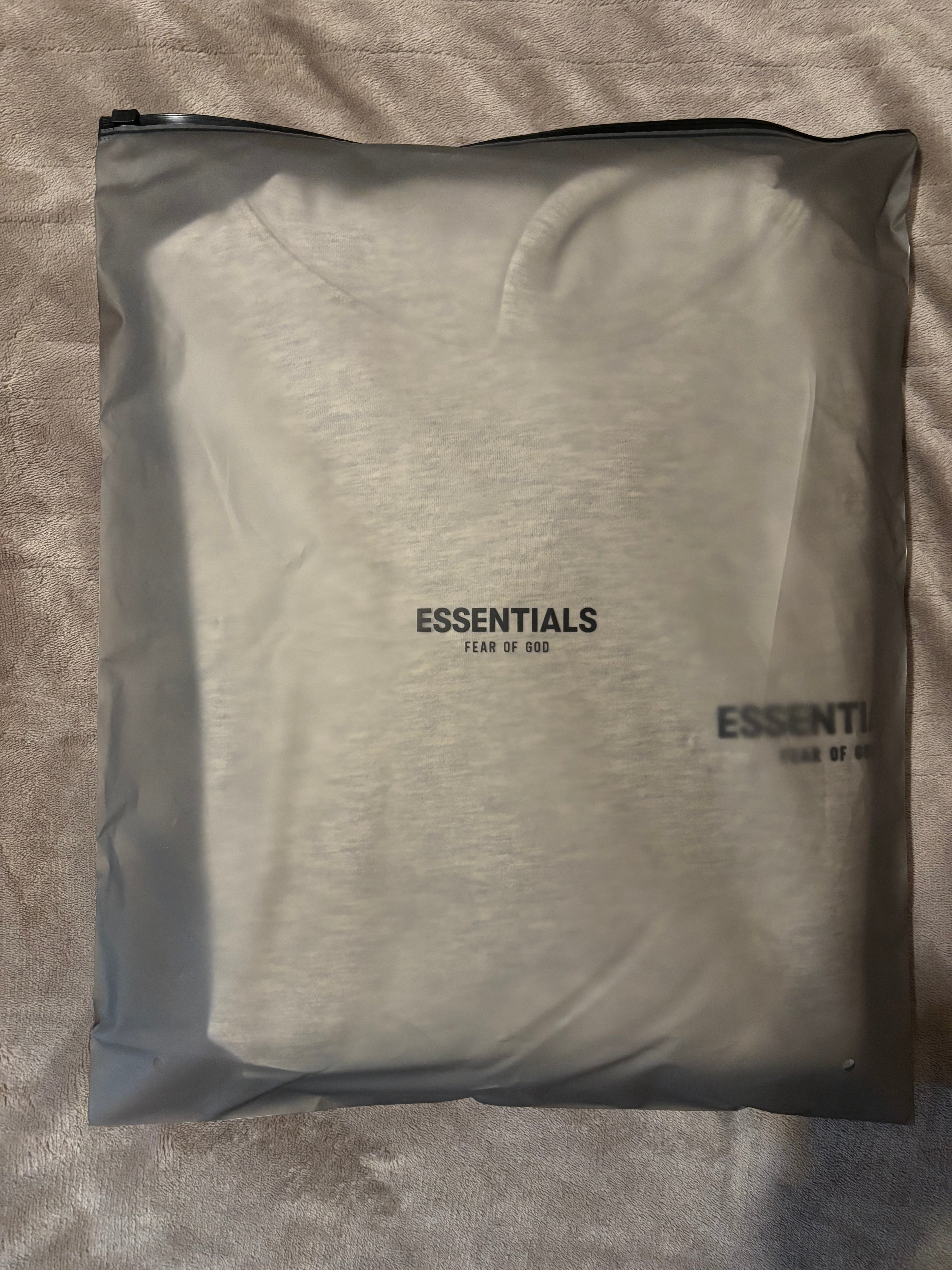 NEW Fear of God Essentials Light Oatmeal Hoodie Size XXS 100% Authentic✅