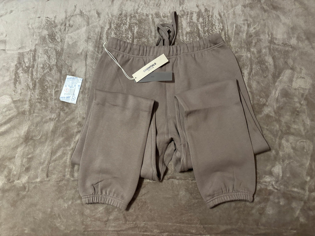 NEW Fear of God Essentials Desert Taupe Cuffed Sweatpants Size S-M